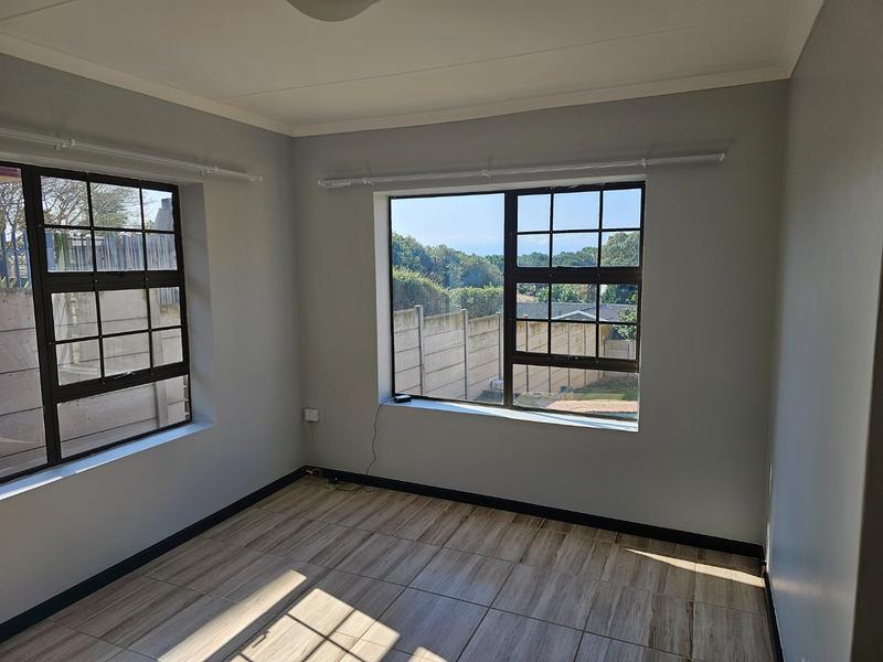 8 Bedroom Property for Sale in Mossel Bay Central Western Cape